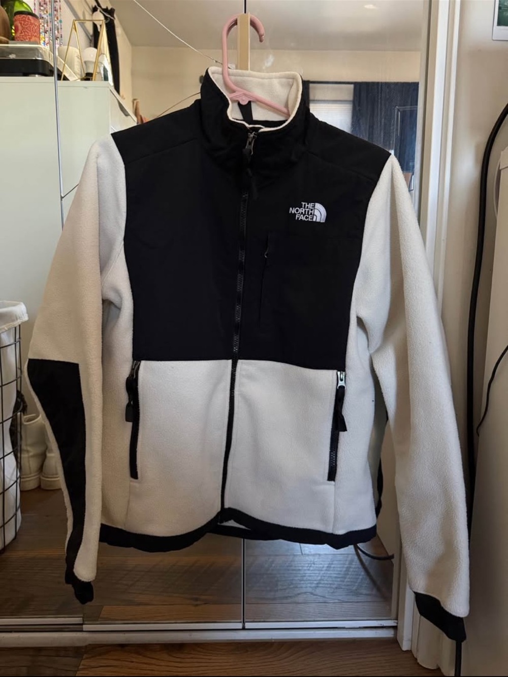 The North Face Woman’s Black & White Fleece Jacket